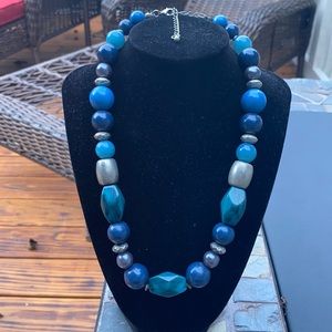 Blue beaded statement adjustable necklace
